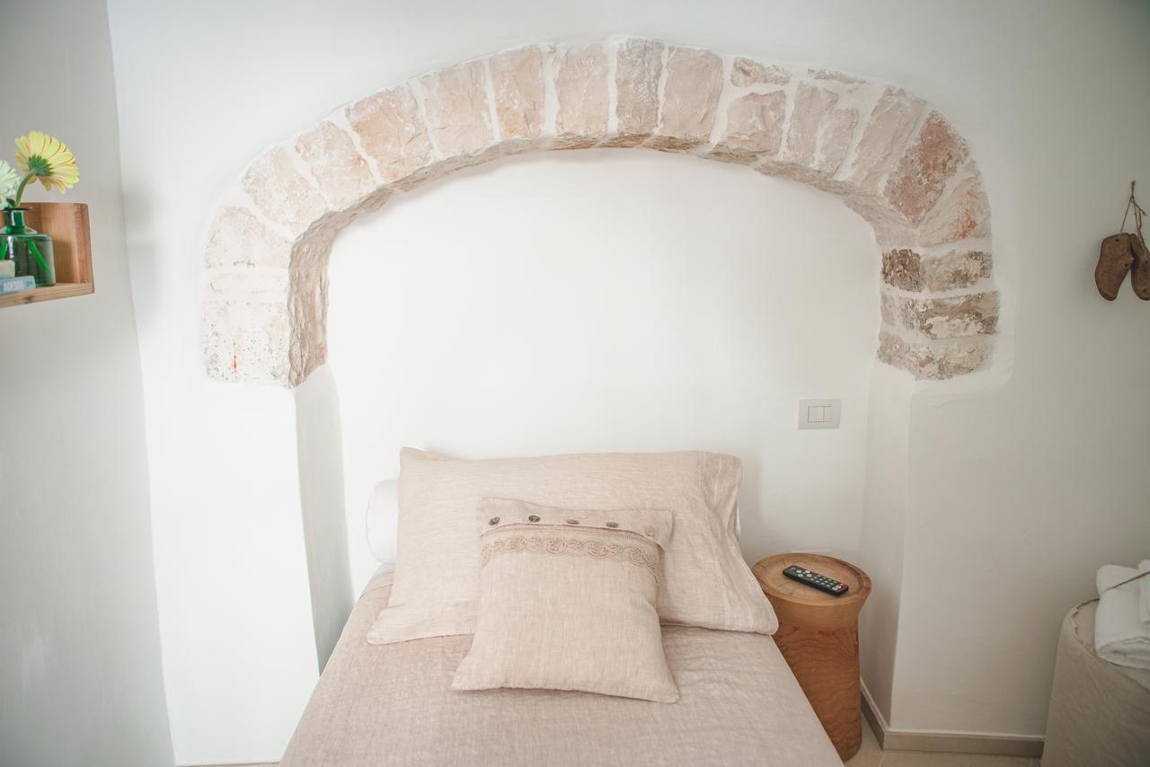 Trullo Essenza-Trulli Anti Charme & Relax Bed & Breakfast Alberobello Eksteriør bilde