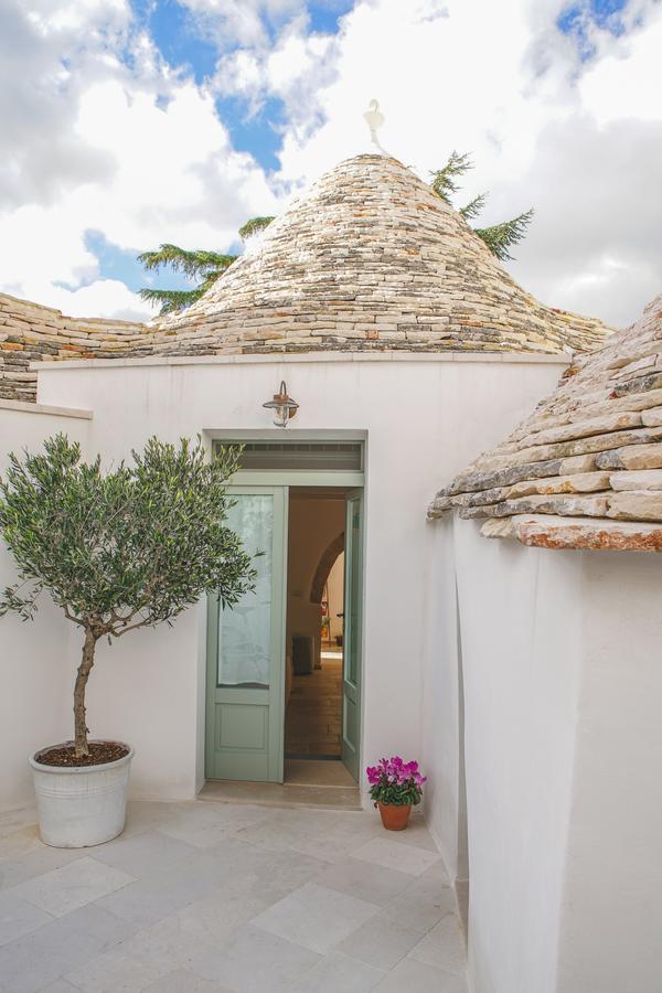 Trullo Essenza-Trulli Anti Charme & Relax Bed & Breakfast Alberobello Eksteriør bilde